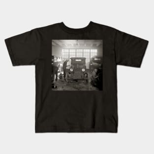 Auto Body Shop, 1926. Vintage Photo Kids T-Shirt